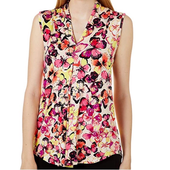 Cable & Gauge Tops - Butterfly print top 🦋